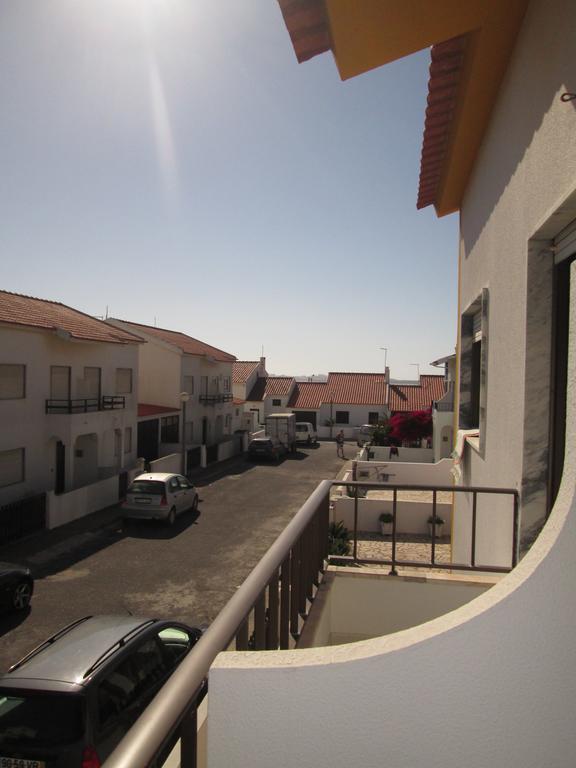 Sun House - Baleal Villa Ferrel  Bagian luar foto